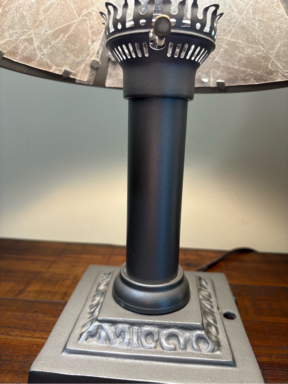 Antique-Style Silver Mica Bouillotte Hurricane Lamp - Picture 3 of 13
